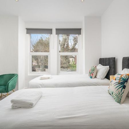 London Selwyn Road Studios Luaran gambar
