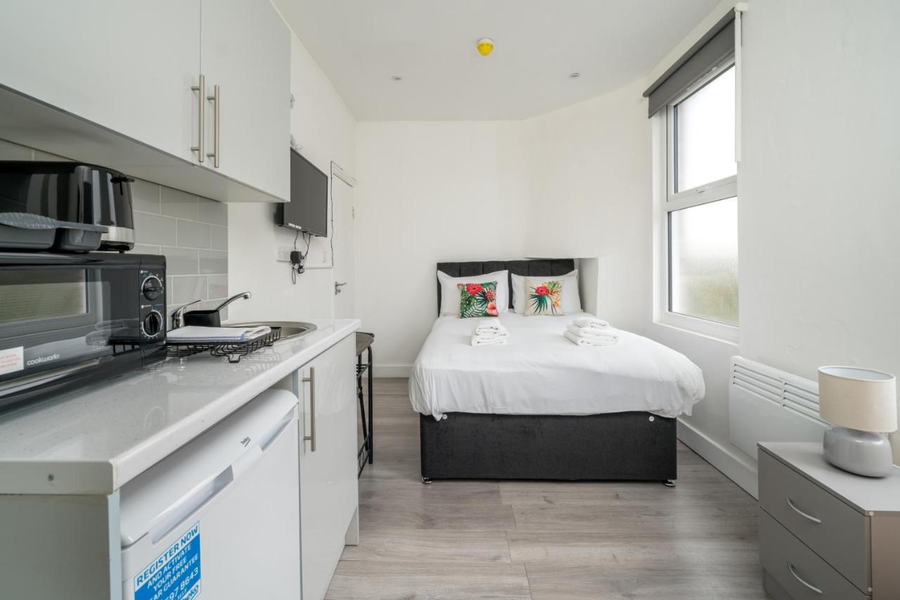 London Selwyn Road Studios Luaran gambar